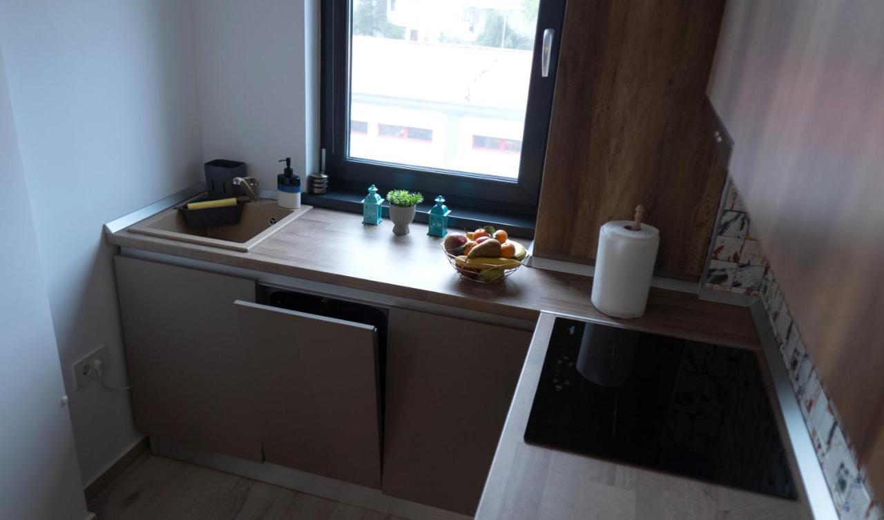 'Just Like Home' Apartment - With Private Parking Place غالات المظهر الخارجي الصورة
