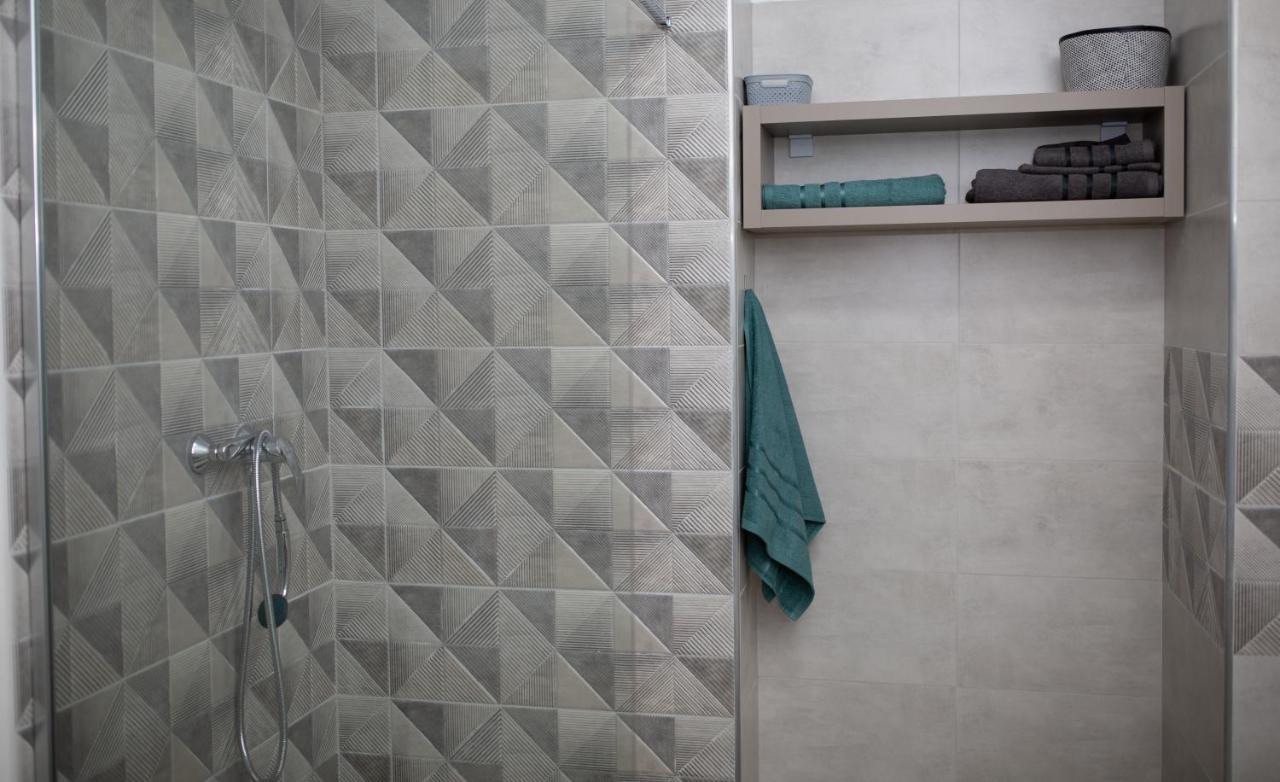 'Just Like Home' Apartment - With Private Parking Place غالات المظهر الخارجي الصورة