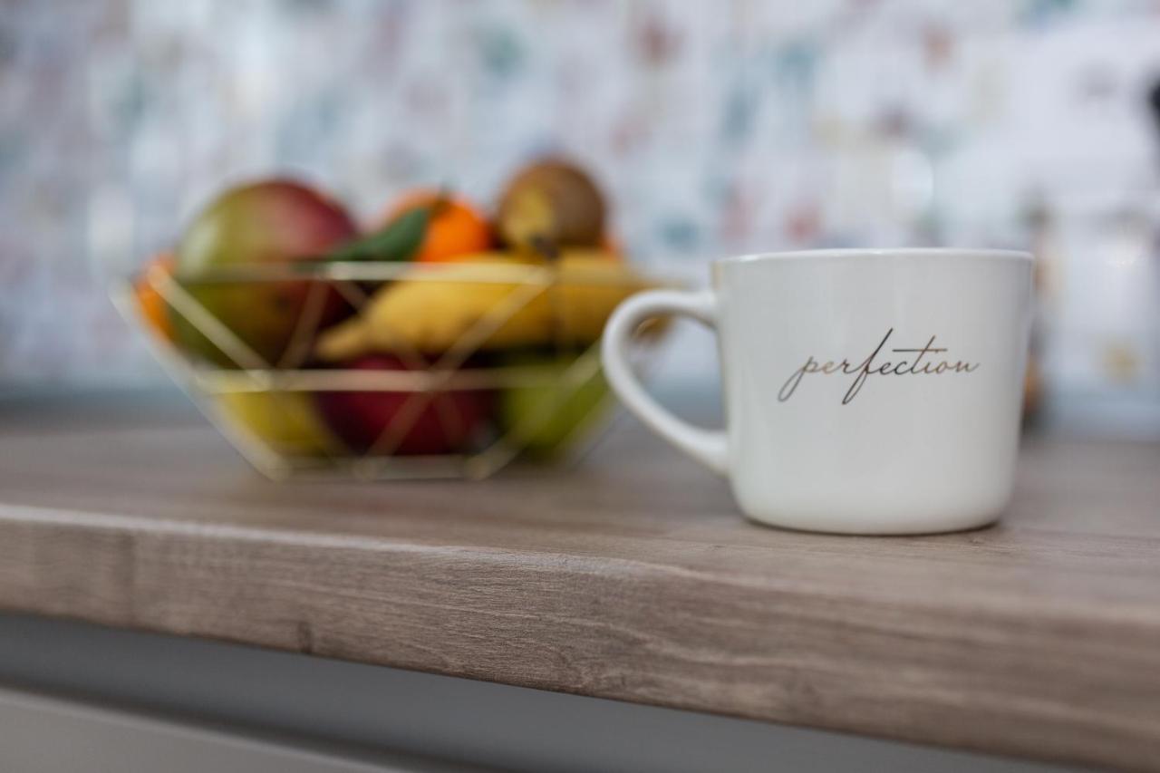 'Just Like Home' Apartment - With Private Parking Place غالات المظهر الخارجي الصورة